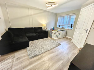 Lounge- click for photo gallery